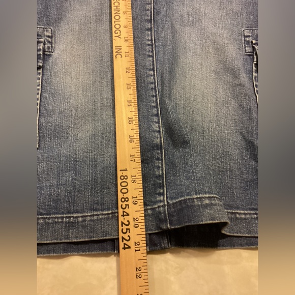 TALBOTS Denim Mini Skirt Back Pleat Side Pockets Sz 4 - Picture 8 of 9